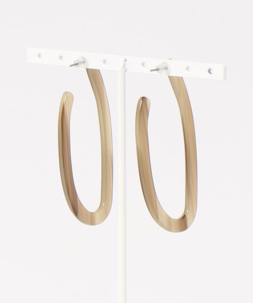 DouDou（ドゥドゥ）の「HERENA-マーブルアクリルピアス（ピアス（両耳用）・レディース・ブラック/ブラウン/アイボリー・FREE）」の4枚目の写真