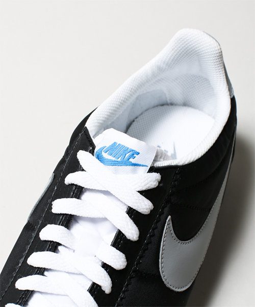 NANO universe（ナノユニバース）の「NIKE(ナイキ)/ 限定CLASSIC CORTEZ（スニーカー・メンズ・ブルー/イエロー/シルバー/ブラック・26/28/27）」の5枚目の写真