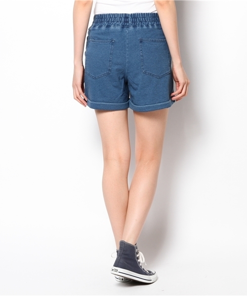 WEGO（ウィゴー）の「WEGO/ロールアップショーツ（デニムパンツ・レディース・インディゴブルー/ライトインディゴブルー・FREE）」の7枚目の写真