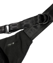 CRAMSHELL（クラムシェル）の「SLING BAG（ボディバッグ/ウエスト