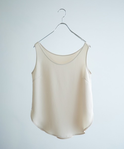 ADAM ET ROPE'（アダムエロペ）の「サテンタンクトップ（タンクトップ・レディース・オフホワイト/グリーン・FREE）」の2枚目の写真
