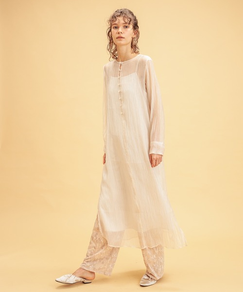 natural couture（ナチュラルクチュール）の「シルキーシアーシャツ（シャツ/ブラウス・レディース・ピンク/アイボリー/キャメル・FREE）」の2枚目の写真