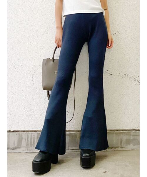 GYDA（ジェイダ）の「H/Wリブニットフレアパンツ（その他パンツ・レディース・ブラック/ベージュ/グリーン・FREE）」の3枚目の写真