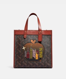 coachシグネチャーキャンバスウィズビックアップルスカイラインフィールドトート COACH（コーチ）の「【コーチ】フィールド トート シグネチャー