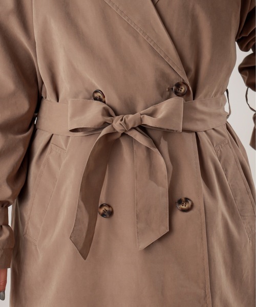 natural couture（ナチュラルクチュール）の「【WEB限定カラー有り】キャンディースリーブロングトレンチコート（トレンチコート・レディース・ベージュ/カーキ/モカ/グレイッシュベージュ・FREE）」の19枚目の写真