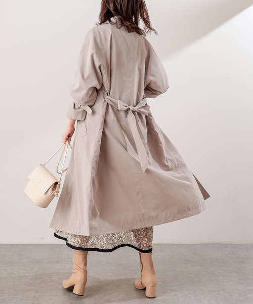 natural couture（ナチュラルクチュール）の「【WEB限定カラー有り】キャンディースリーブロングトレンチコート（トレンチコート・レディース・ベージュ/カーキ/モカ/グレイッシュベージュ・FREE）」の12枚目の写真