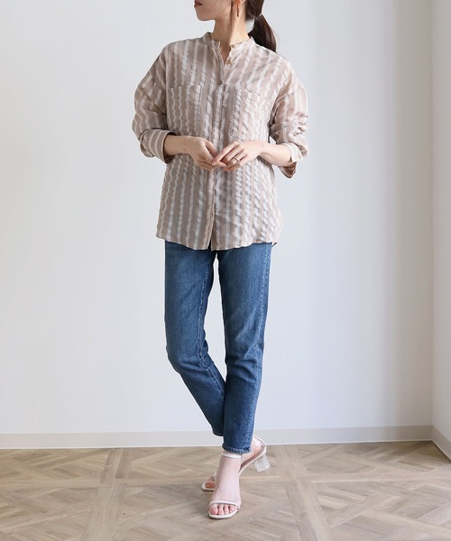 HER CLOSET（ハークローゼット）の「【shemoshelly】バンドカラーワッシャーストライプシアーシャツ（シャツ/ブラウス・レディース・アイボリー/グレイッシュベージュ・M）」の20枚目の写真