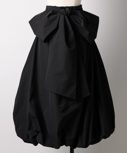 LA BELLE ETUDE（ラベルエチュード）の「BIGリボンバルーン