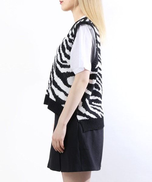WC（ダブル シー）の「ゼブラ柄ニットベスト（ベスト）」 - WEAR
