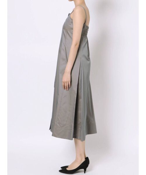 MERCURYDUO（マーキュリーデュオ）の「シャンブレーフレアジャンスカ（ワンピース・レディース・ベージュ/カーキ・SMALL/MEDIUM）」の5枚目の写真