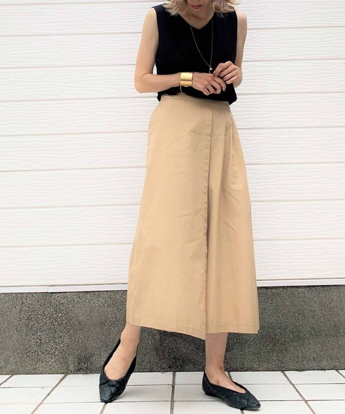 Q（キュー）の「アシメタックキュロットパンツ（その他パンツ・レディース・ネイビー/ベージュ・MEDIUM）」の8枚目の写真