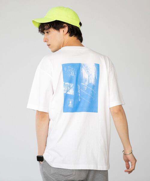 coen（コーエン）の「バックフォトプリントTシャツ（Tシャツ/カットソー・メンズ・その他1/その他2・LARGE/SMALL/X-LARGE/MEDIUM）」の2枚目の写真