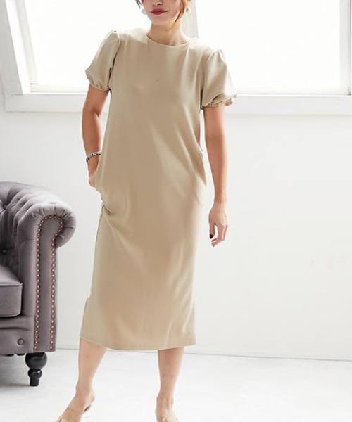 M y u（ミュー）の「バックパールパフスリーブワンピース（ワンピース・レディース・ブラック/ベージュ/オフホワイト/サックスブルー・FREE）」の21枚目の写真