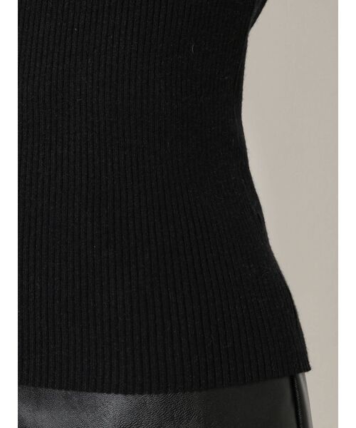 GYDA（ジェイダ）の「リブタートルニットTOPS（ニット/セーター・レディース・ブラック/ベージュ/オフホワイト・FREE）」の22枚目の写真