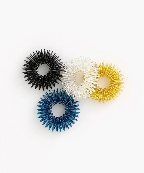 PAPERSKY（ペーパースカイ）の「PAPERSKY Finger Massage ペーパースカイ フィンガーマッサージリング（その他ボディ・ヘアケア・レディース・ブラック/シルバー/ゴールド/ブルー・FREE）」の4枚目の写真