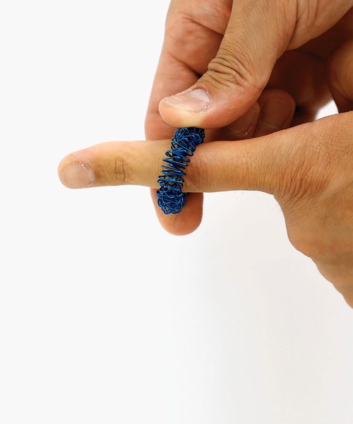 PAPERSKY（ペーパースカイ）の「PAPERSKY Finger Massage ペーパースカイ フィンガーマッサージリング（その他ボディ・ヘアケア・レディース・ブラック/シルバー/ゴールド/ブルー・FREE）」の5枚目の写真