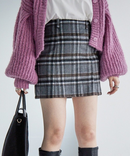Heather(ヘザー)の「アソートダイケイミニスカート 227805(スカート・レディース・ホワイト/ブラック/ハウンドトゥース/ホワイト系その他/ブラック系その他/チェック/ベージュ/ブラウン/ベージュ系その他/グレー系その他/ダークブラウン/ブラウン系その他/グレー系その他2・S/M)」の6枚目の写真