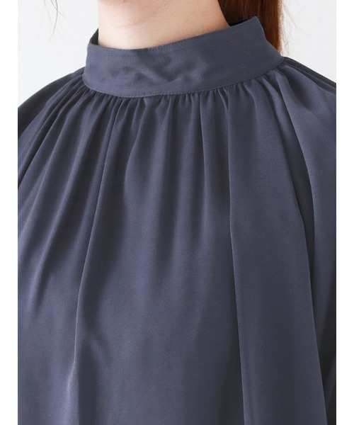 Te chichi(テチチ)の「サテンスタンドカラーブラウス(シャツ/ブラウス・レディース・チャコール/ボルドー/モカ・フリ-)」の20枚目の写真