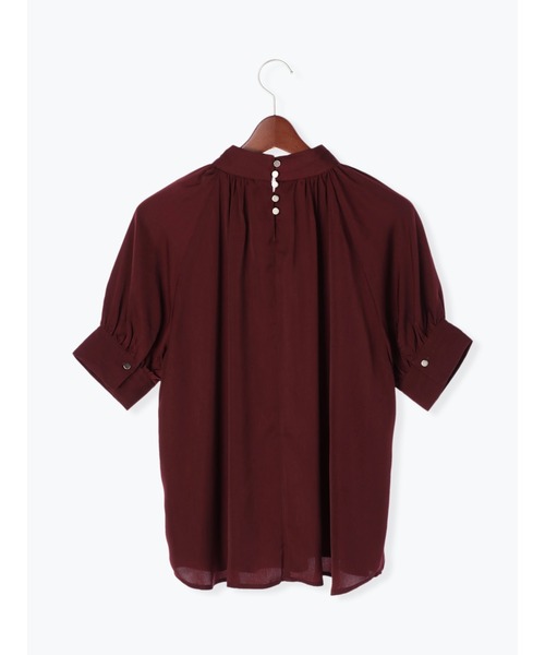 Te chichi(テチチ)の「サテンスタンドカラーブラウス(シャツ/ブラウス・レディース・チャコール/ボルドー/モカ・フリ-)」の8枚目の写真