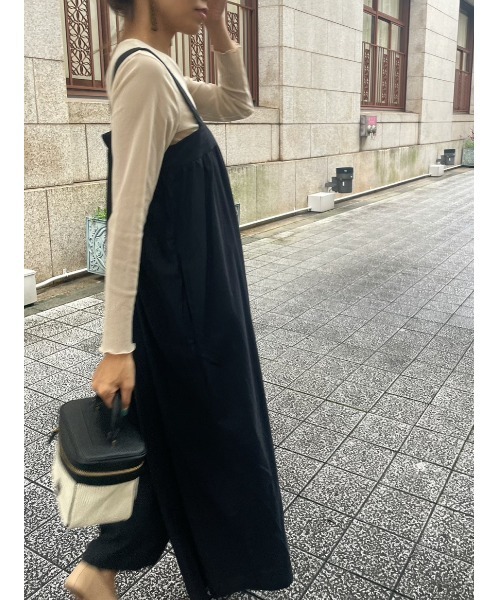 ulu（ウル）の「Cotton wide silhouette allinone（つなぎ/オールインワン・レディース・ブラック/ベージュ/ブラウン・FREE）」の14枚目の写真