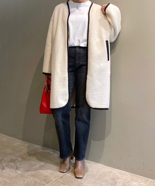 RIVE DROITE（リヴドロワ）の「お出かけが楽しくなるカジュアルコート　ライフエンジョイショッピングボアコート（ノーカラーコート・レディース・オフホワイト/モカ・FREE）」の5枚目の写真