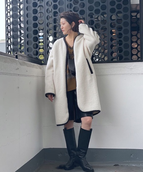 RIVE DROITE（リヴドロワ）の「お出かけが楽しくなるカジュアルコート　ライフエンジョイショッピングボアコート（ノーカラーコート・レディース・オフホワイト/モカ・FREE）」の7枚目の写真