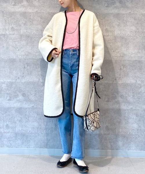 RIVE DROITE（リヴドロワ）の「お出かけが楽しくなるカジュアルコート　ライフエンジョイショッピングボアコート（ノーカラーコート・レディース・オフホワイト/モカ・FREE）」の16枚目の写真