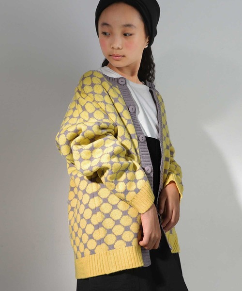 antiqua(アンティカ)の「配色ドットニットカーデ(カーディガン/ボレロ・キッズ・ブルーグレー/ベージュ/イエロー・5/6)」の7枚目の写真