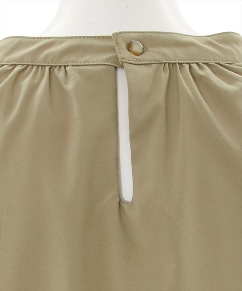 clear（クリア）の「バンドカラーボリュームスリーブブラウス（シャツ/ブラウス・レディース・ブラック/ベージュ/オフホワイト/グリーン/アイボリー・F）」の17枚目の写真