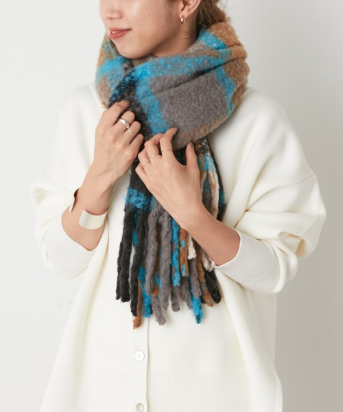 Omekashi（オメカシ）の「リサイクルチェックストール（マフラー・レディース・ブルー/グレー・FREE）」の9枚目の写真