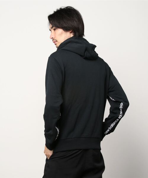 NEW BALANCE(ニューバランス)の「NB Essentials ID スウェットフーディー(パーカー・メンズ・ブルー/ブラック/イエロー・SMALL/X-LARGE/LARGE/XX-LARGE/MEDIUM)」の15枚目の写真