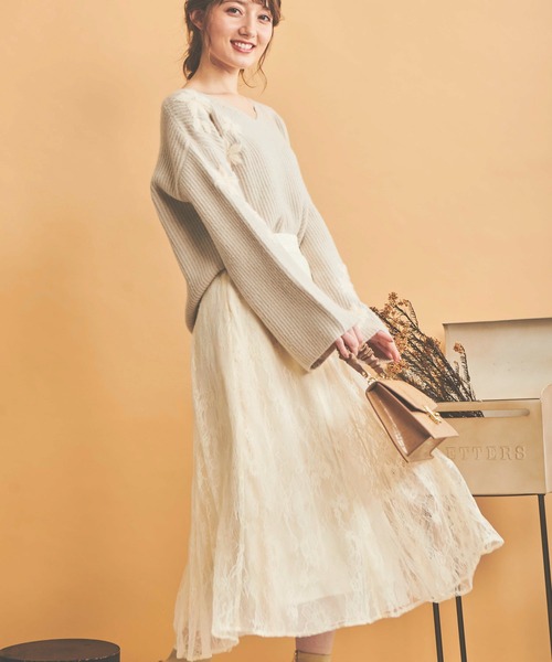 NOELA（ノエラ）の「フラッフィーフラワーニット（ニット/セーター・レディース・オフホワイト/グレー/ピンク・フリー）」の7枚目の写真