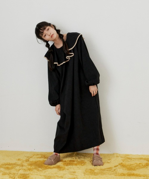 MERLOT(メルロー)の「ビッグピエロ襟ワンピース(ワンピース・レディース・ブラック/カーキ・FREE)」の12枚目の写真