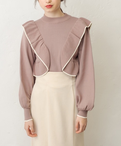 OLIVE des OLIVE(オリーブデオリーブ)の「後ろ姿も抜かりない可愛いフリルニット(ニット/セーター・レディース・オフホワイト/ブラック/ライトブラウン・FREE)」の13枚目の写真