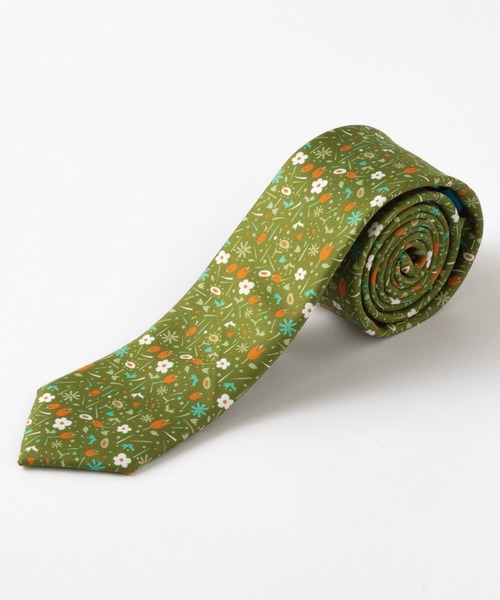 Quit Running（クイトランニング）の「イージーケア 洗えるネクタイ 花柄 & フローラルデザイン スリム ナロータイ（ネクタイ・メンズ・ライトピンク/コーラルピンク/フューシャピンク/ピンク/ホワイト×グリーン/グリーン×オレンジ/ライトオリーブ/グリーン系その他/ブロンズ/シルバー/ロイヤルブルー/シルバー系その他/ホワイト×ブルー/クリアブルー/ホワイト系その他/ダークブルー/ライトグレー/ネイビー系2/ネイビー系3/ネイビー系4/ネイビー系5/ブルー系その他/ブラック/グレー系その他/ネイビー系1・FREE）」の7枚目の写真