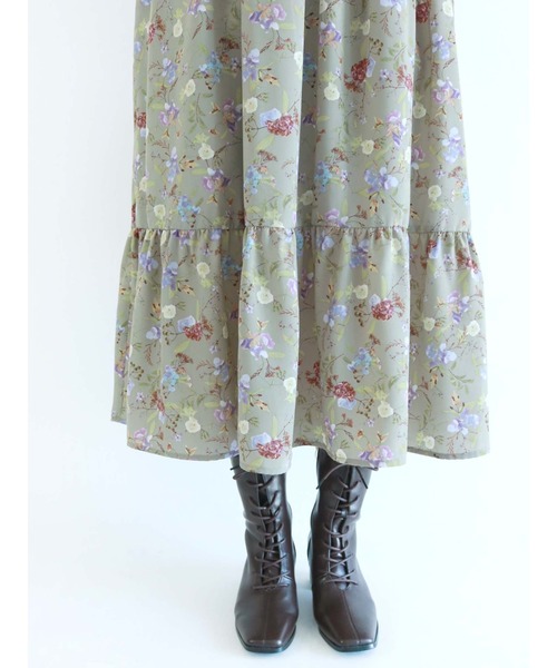 Te chichi TERRASSE(テチチテラス)の「【日比谷花壇コラボ】ティアードワンピース(ワンピース・レディース・グリーン/ブラック/ベージュ・フリ-)」の11枚目の写真