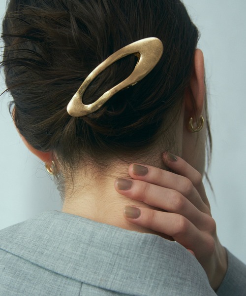 GOLDY（ゴールディ）の「スィック ウェーブ ライン ヘアー クリップ（バレッタ/ヘアクリップ・レディース・シルバー/ゴールド/シルバー系その他/ゴールド系その他/ブラック・FREE）」の14枚目の写真