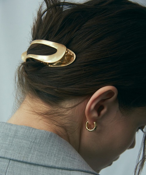 GOLDY（ゴールディ）の「スィック ウェーブ ライン ヘアー クリップ（バレッタ/ヘアクリップ・レディース・シルバー/ゴールド/シルバー系その他/ゴールド系その他/ブラック・FREE）」の15枚目の写真