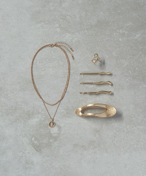 GOLDY（ゴールディ）の「スィック ウェーブ ライン ヘアー クリップ（バレッタ/ヘアクリップ・レディース・シルバー/ゴールド/シルバー系その他/ゴールド系その他/ブラック・FREE）」の18枚目の写真