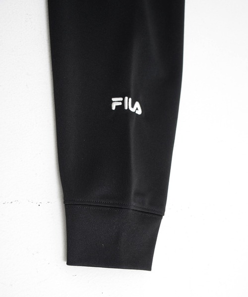 FILA（フィラ）の「【FILA/フィラ】ポンチ素材 ワンポイント ロゴ刺繍 ビックシルエット ドロップショルダー ロンT 長袖Ｔシャツ（Tシャツ/カットソー・メンズ・ブラック/ベージュ/オフホワイト・LL/M/L）」の13枚目の写真