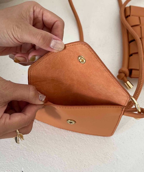 CAPRICIEUX LE'MAGE（カプリシューレマージュ）の「メッシュスマホマルチショルダーバッグ（ショルダーバッグ・レディース・アイボリー/オレンジ/ブラック・FREE）」の7枚目の写真