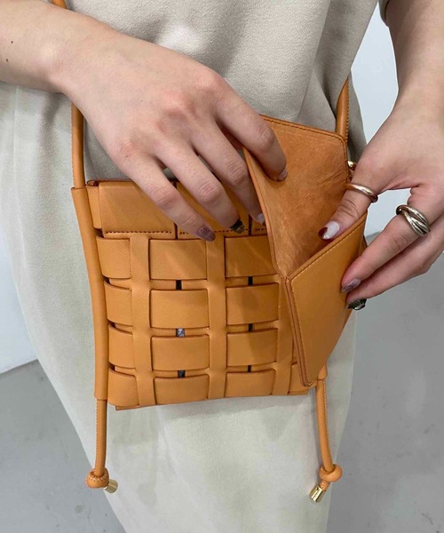 CAPRICIEUX LE'MAGE（カプリシューレマージュ）の「メッシュスマホマルチショルダーバッグ（ショルダーバッグ・レディース・アイボリー/オレンジ/ブラック・FREE）」の13枚目の写真