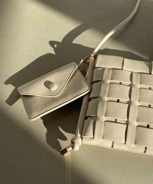 CAPRICIEUX LE'MAGE（カプリシューレマージュ）の「メッシュスマホマルチショルダーバッグ（ショルダーバッグ・レディース・アイボリー/オレンジ/ブラック・FREE）」の14枚目の写真