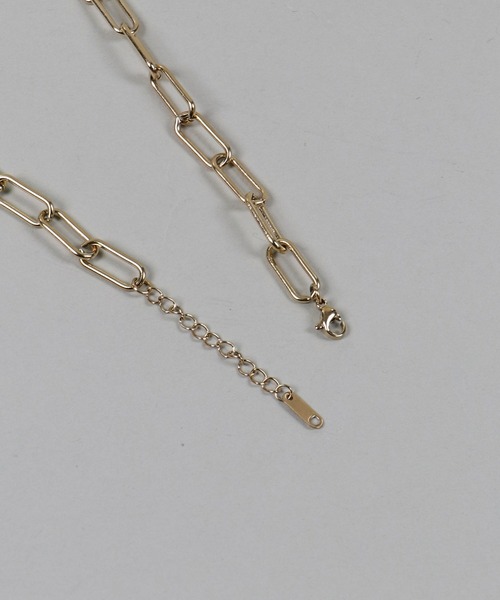 SPINNS（スピンズ）の「【2本セットアイテム】パール×プレートモチーフ3連チェーンネックレス（ネックレス・レディース・シルバー/ゴールド・ONESIZE）」の14枚目の写真