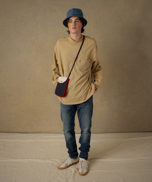 Levi's（リーバイス）の「Levi's(R) RED LANYARD クロスボディーバッグ（ボディバッグ/ウエストポーチ・メンズ・レッド・OS）」の3枚目の写真