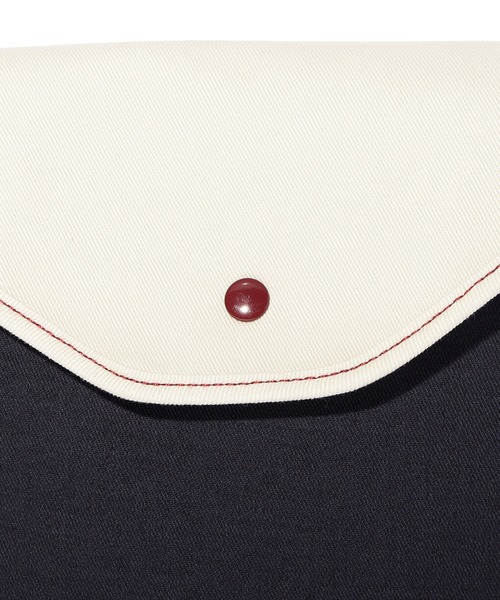 Levi's（リーバイス）の「Levi's(R) RED LANYARD クロスボディーバッグ（ボディバッグ/ウエストポーチ・メンズ・レッド・OS）」の9枚目の写真