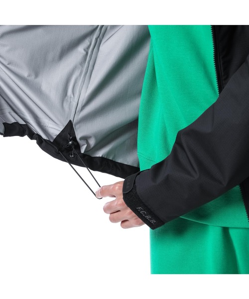 F.C.Real Bristol（エフシーレアルブリストル）の「3 LAYER RAIN