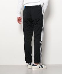 adidas（アディダス）の「アディカラー クラシックス アディブレイク