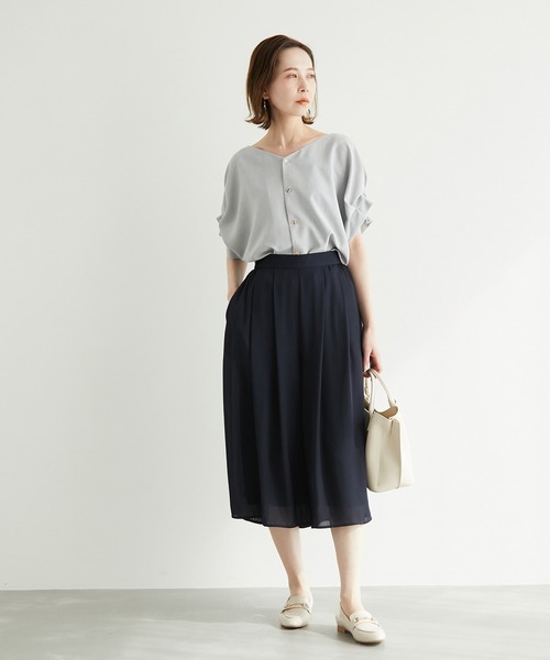 ROPE' PICNIC（ロペピクニック）の「【2WAY】リネンライクブラウス（シャツ/ブラウス・レディース・ベージュ/ネイビー/サックスブルー/ラベンダー・40/38）」の17枚目の写真