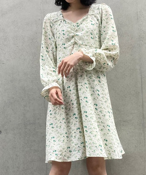 titty＆Co. PETIT（ティティアンドコープティ）の「【titty&Co.PETIT】フラワープリントパールワンピース（ワンピース・レディース・イエロー/グリーン・SMALL/MEDIUM）」の21枚目の写真